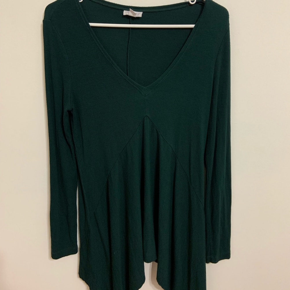 GORGEOUS EMERALD GREEN SWEATER! SIZE M (fits large